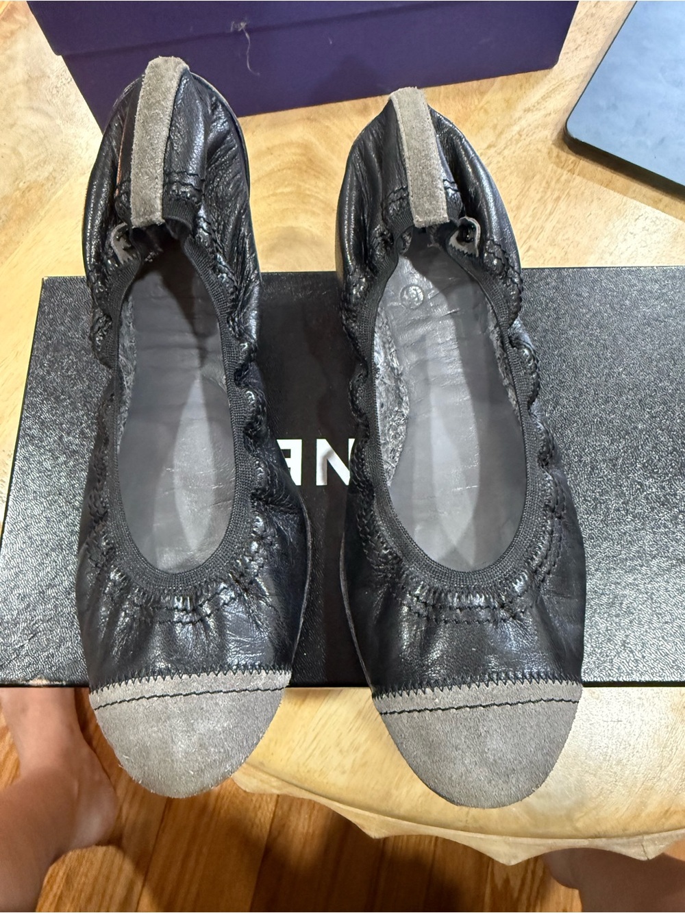CHANEL Black Leather and Gray Suede Cap-Toe Ballet Flats